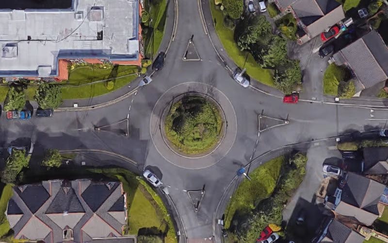 Single lane roundabouts